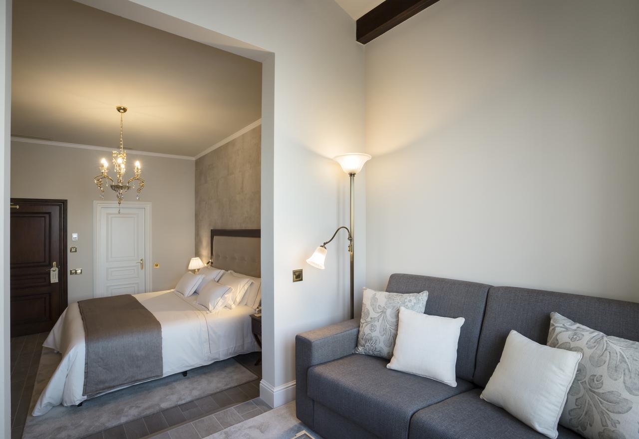 Hotel Casa Vilella 4* Sup Sitges Exterior photo