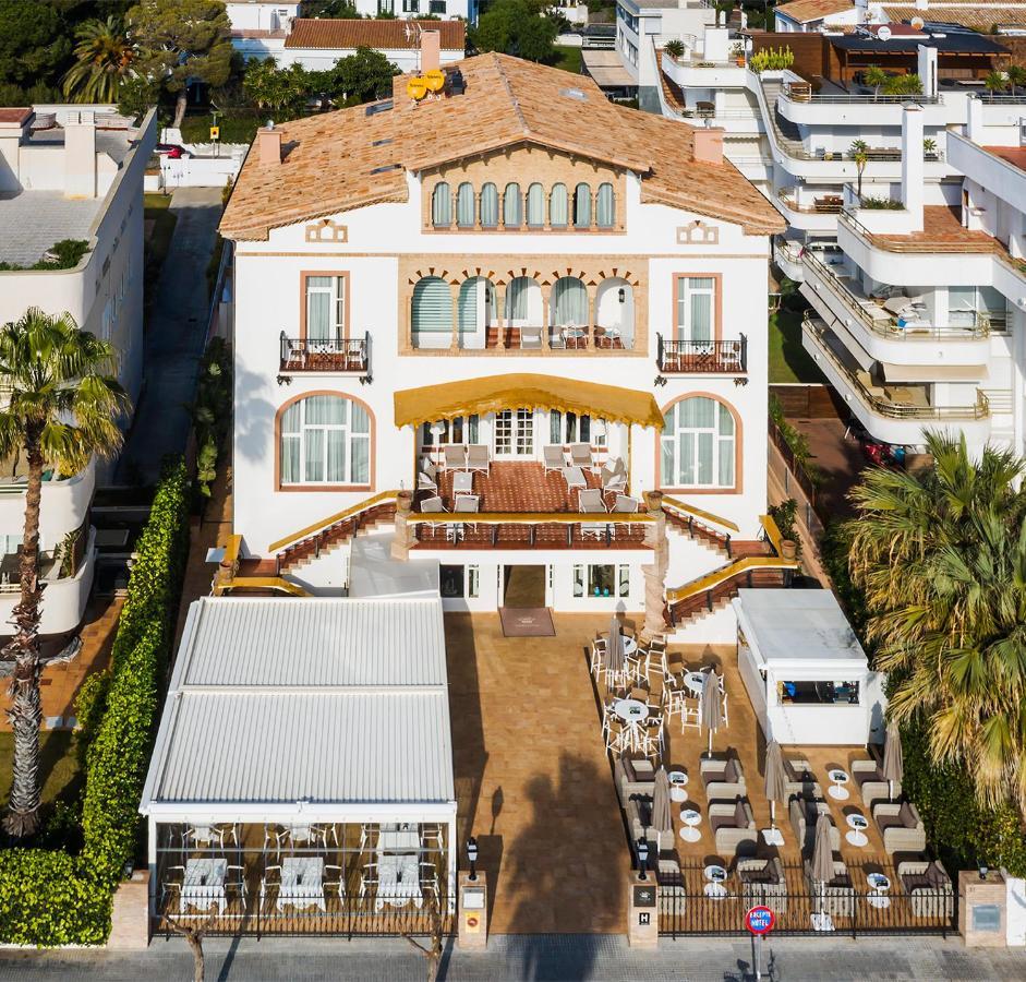 Hotel Casa Vilella 4* Sup Sitges Exterior photo